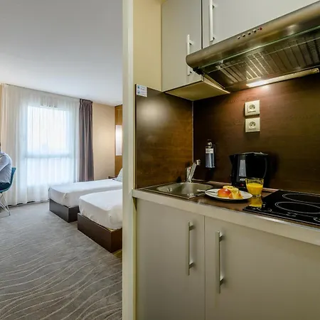 Zenitude Hotel-residences Bordeaux Arena